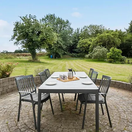 Semesterbostad Cozy In Aarup With Wifi *